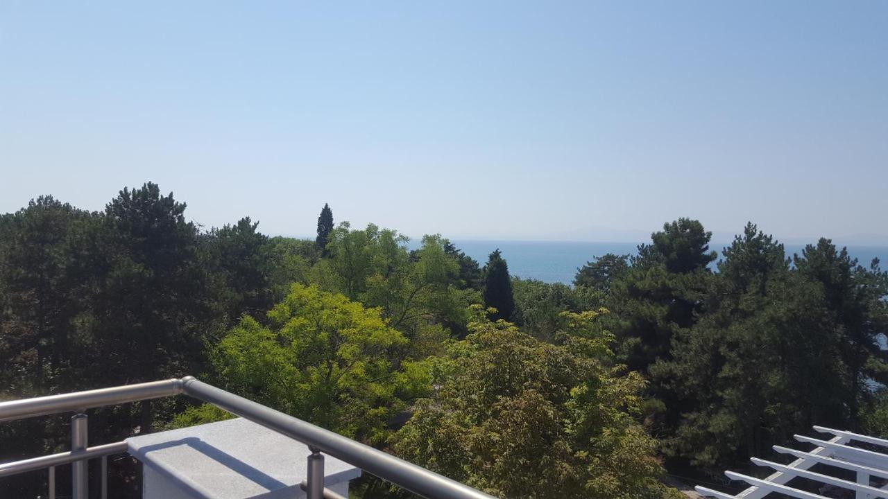 Blue Bay Palace Apart Complex Pomorie Bilik gambar