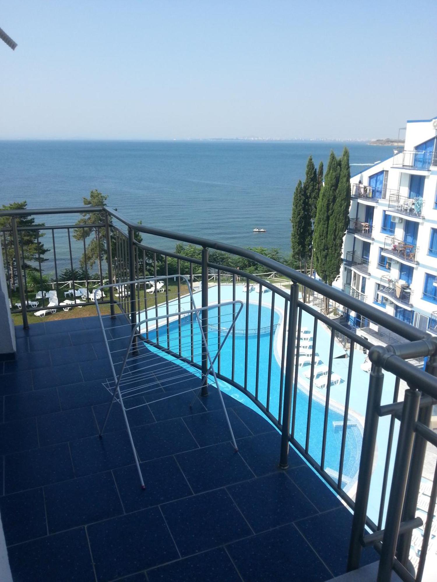 Blue Bay Palace Apart Complex Pomorie Bilik gambar