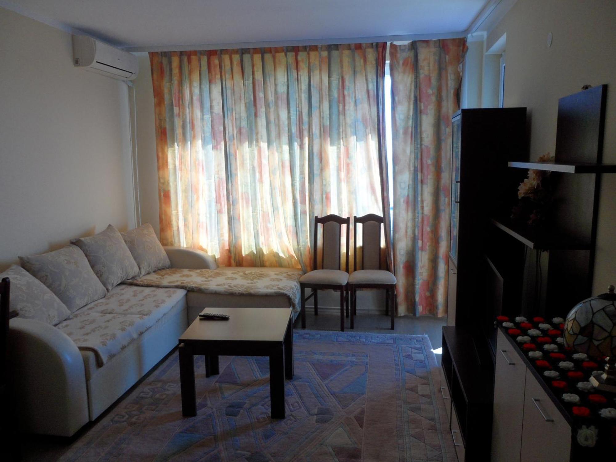Blue Bay Palace Apart Complex Pomorie Bilik gambar