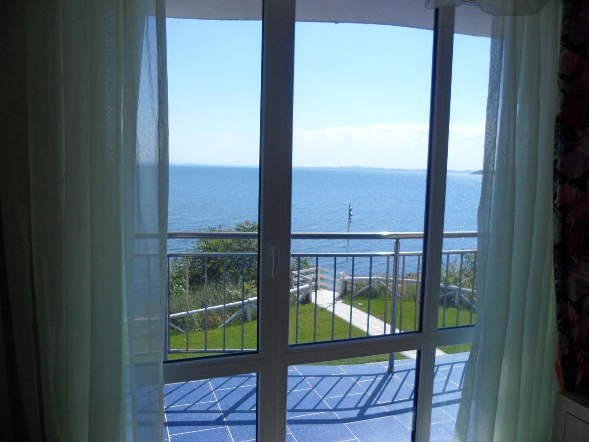 Blue Bay Palace Apart Complex Pomorie Bilik gambar