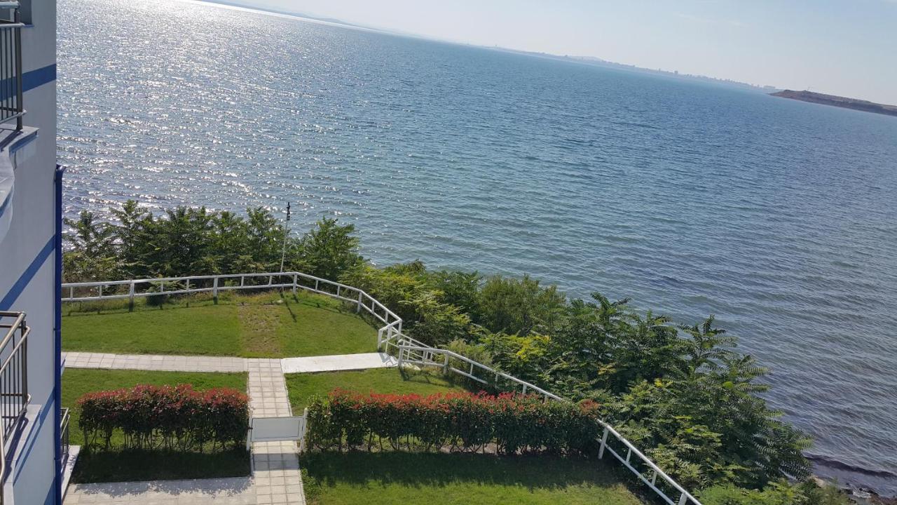 Blue Bay Palace Apart Complex Pomorie Luaran gambar